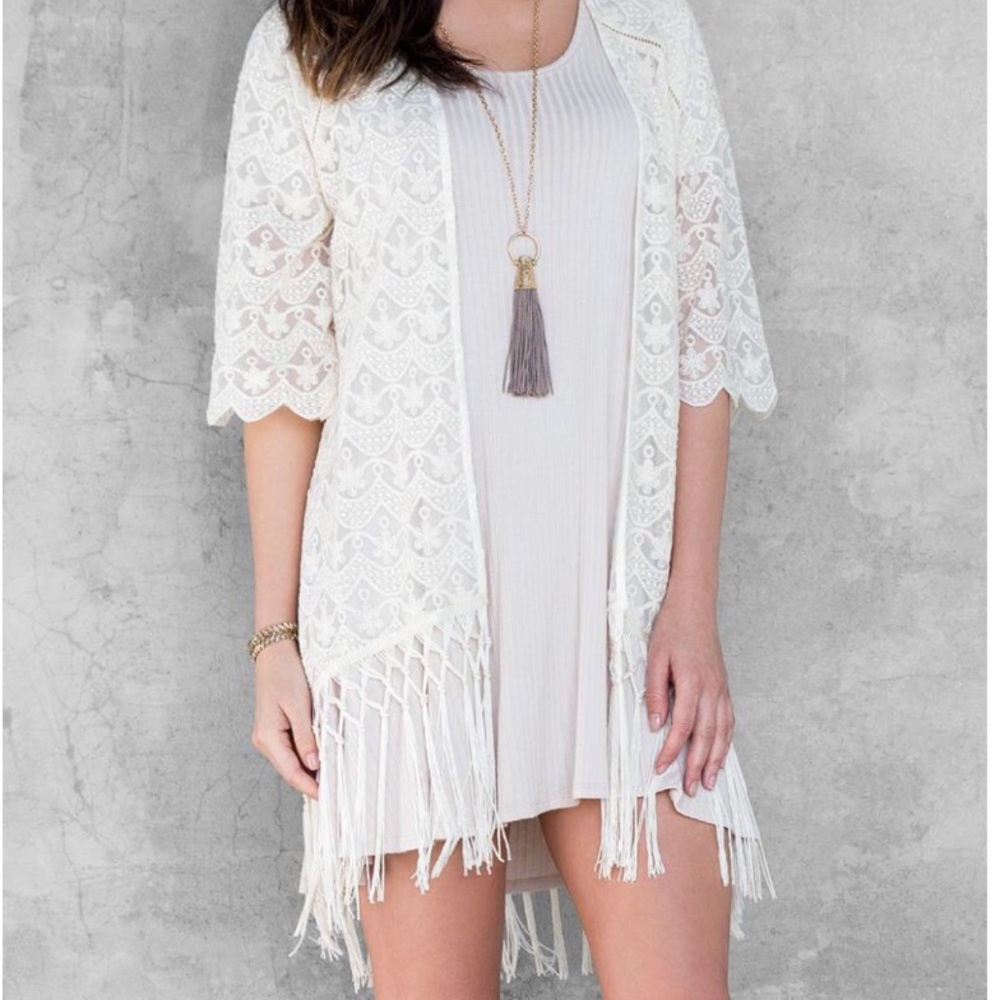 Francesca’s Ivory Brielle lace kimono